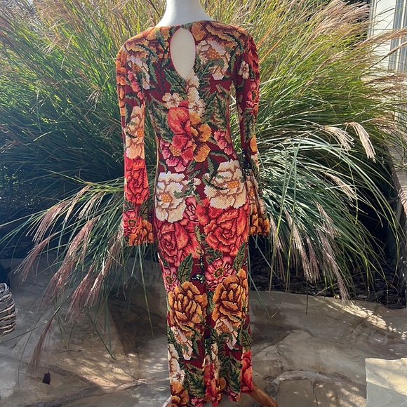 Farm Rio Jessa Puff Sleeve Maxi Dress - Picture 7 of 13